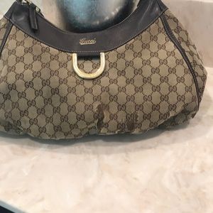 Gucci shoulder bag